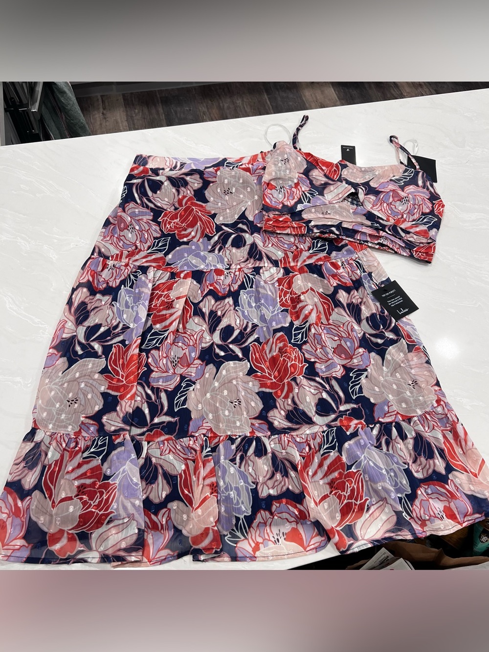 Lulus Set Top and Skirt Bohemian Floral Print Women’s Size Medium NWT